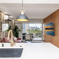 Contemporary City 1 BDRM at Ilikai AC/Kitchen/Pool