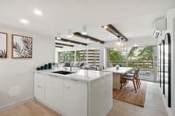 Spacious Ilikai 2BDRM w/ AC, Kitchen, Wifi, Pool - Image 5