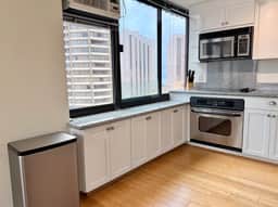 Ocean and City View! 2 BD w/AC, Parking, & Kitchen - Image 4