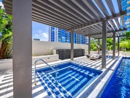 Modern 2BR at Sky Ala Moana w/City & Mtn Views &AC - Image 5