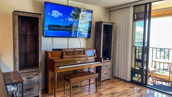 Ocean View 1 Bed Condo w/ AC, 1 Parking, & Kitchen - Image 5