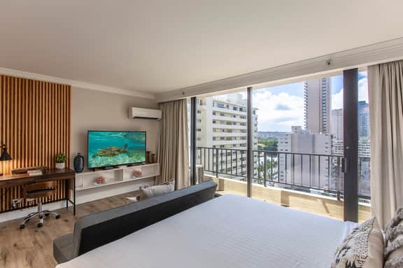Partial Ocean King Studio w/ Kitchenette, AC &Pool - Image 3